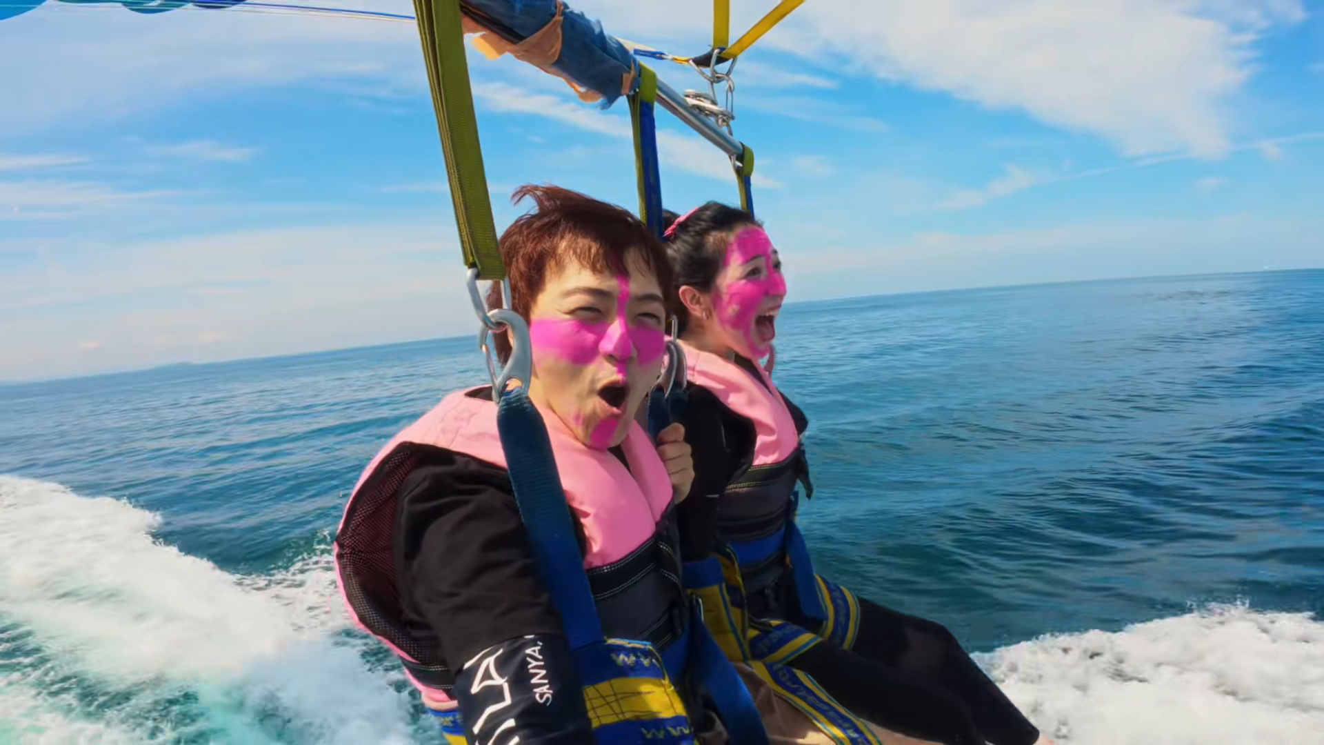 这综艺让我对旅行的渴望达到顶峰这个旅游综艺看得我翅膀硬了谁懂旅行慢综的快乐！《他