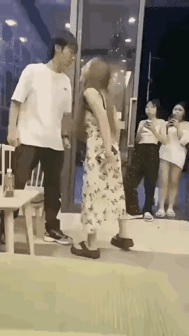 我将结合事件始末，输出观点中立、口语化、有独立思考的原创微头条，控制字数贴合要求