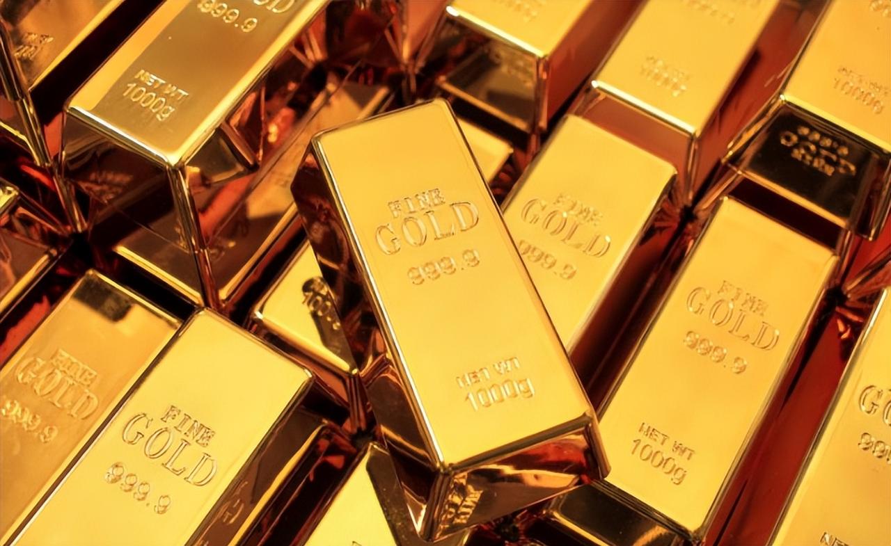 多国疯狂抛售黄金，央行却连买十七个月，背后信号不简单

近期黄金市场分歧极大，一
