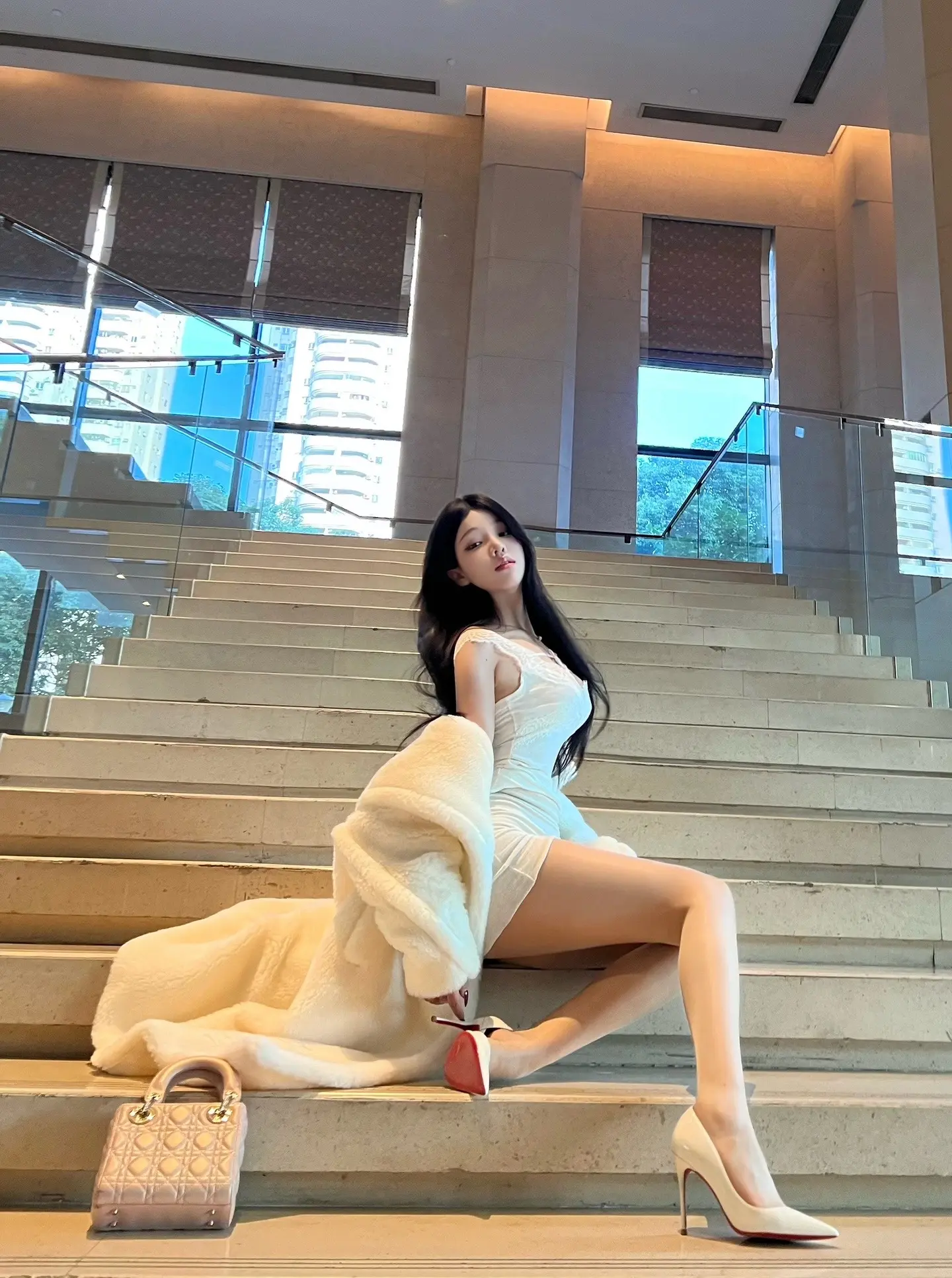 爱 无师自通。
