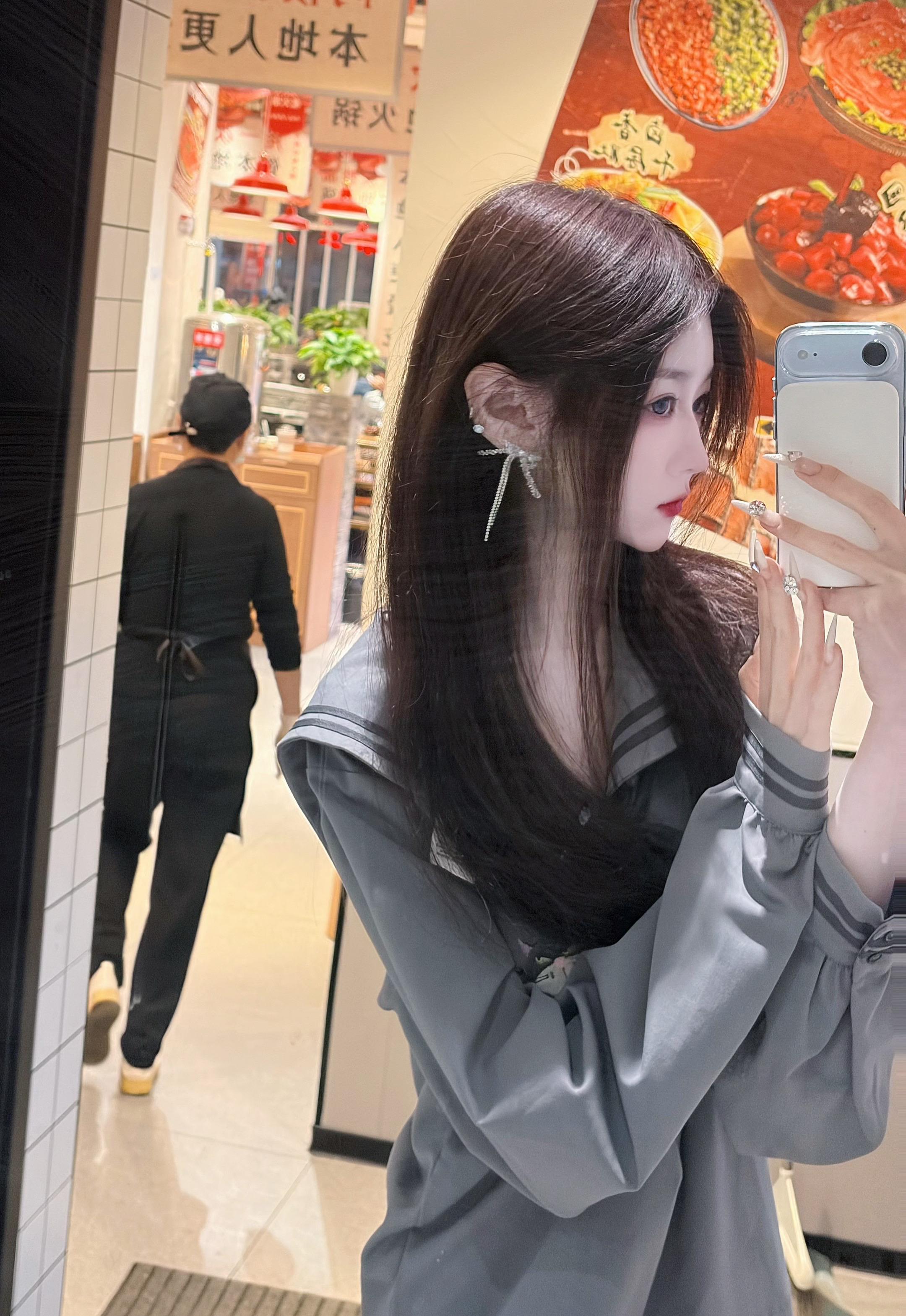 听说你喜欢慵懒风？我已经在床上躺了十几个小时了 喜不喜欢？嗯？ 说话！！