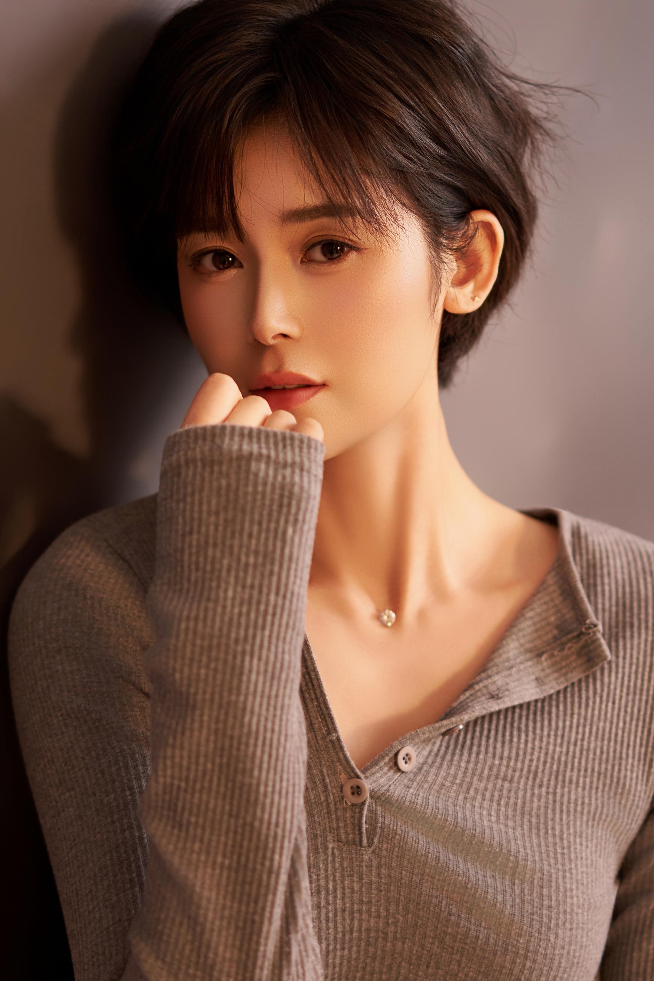 无事发生就是幸福  好好吃饭 慢慢生活  人生不过短短三万天