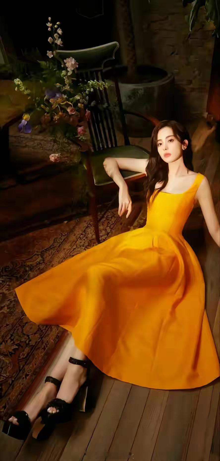 古力娜扎美腿写真 热图阁公众号 