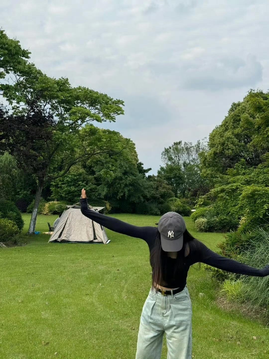 我爱春天湿润的空气和带着草木香气的风