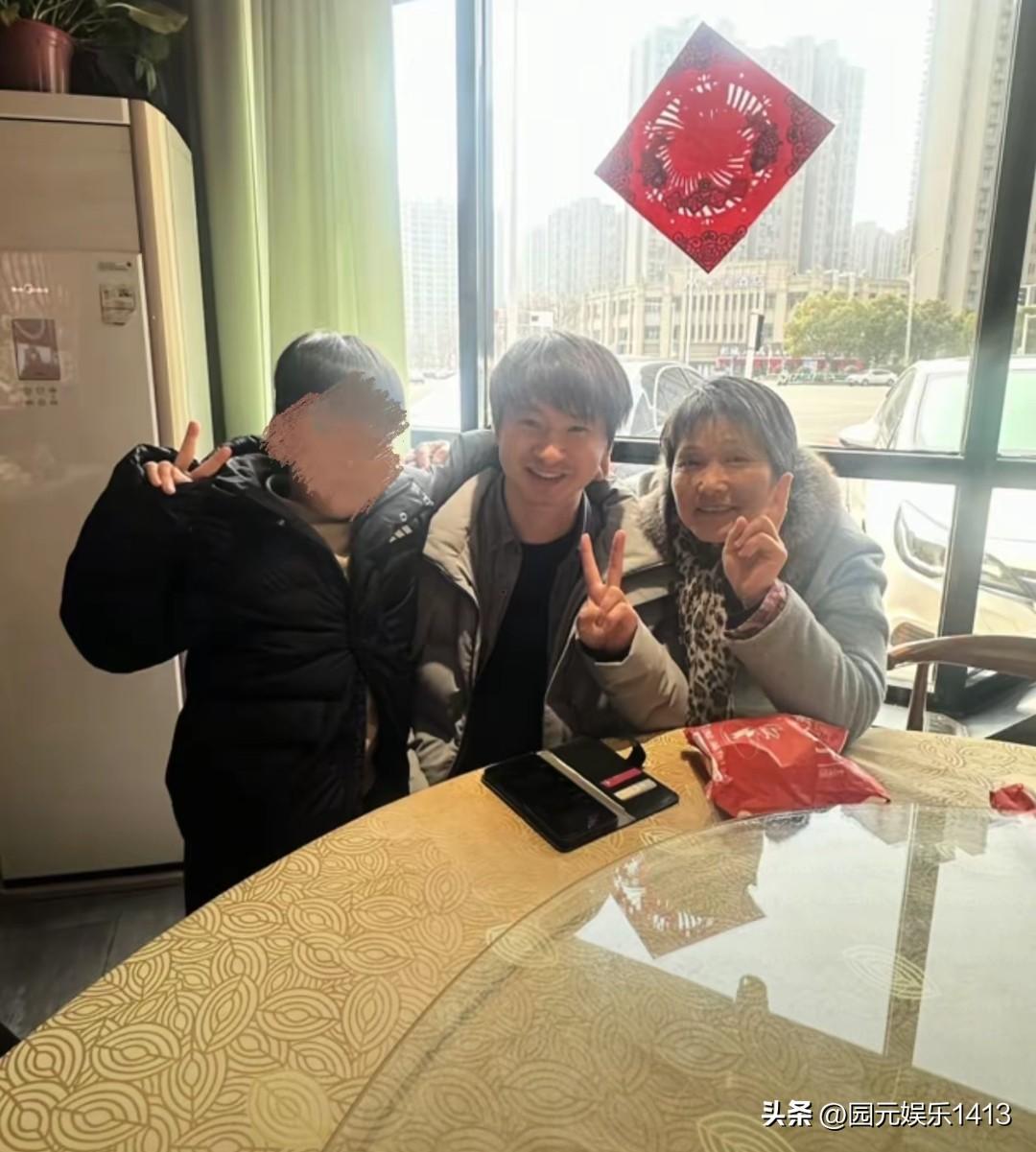 高洋送张云鹏回来，让大家再一次认识他。她把云鹏送到江苏和母亲见面后。自己就回到了