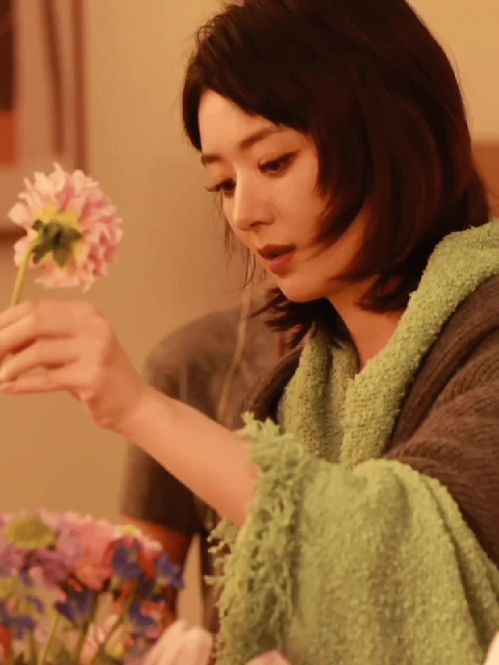 好嫩的赵丽颖，18号直播间不见不散呀