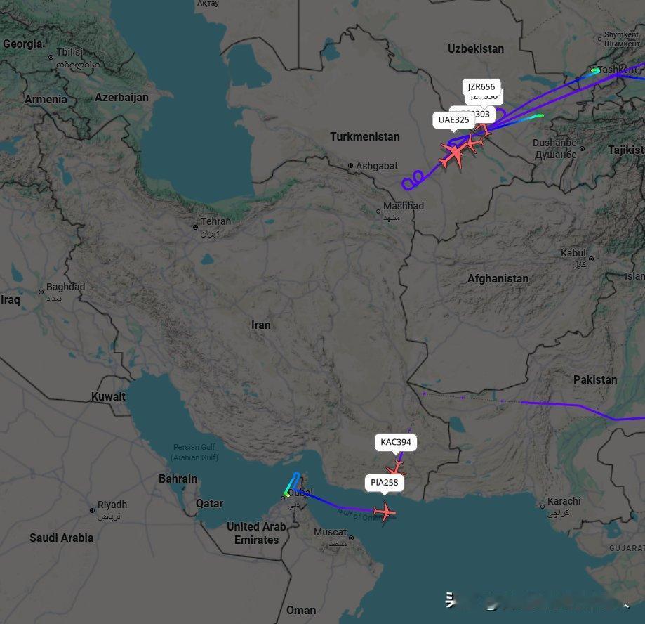 美国想把伊朗这块肥肉烂在锅里？没那么容易！就在五角大楼以为胜券在握，准备关门打狗