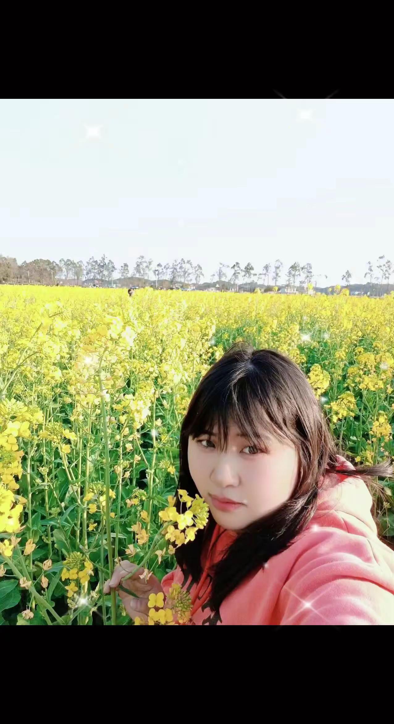 记录身边的绝美春色 你家乡也有这种植物吗 用歌声记录农 与花合影就这么拍 我为大