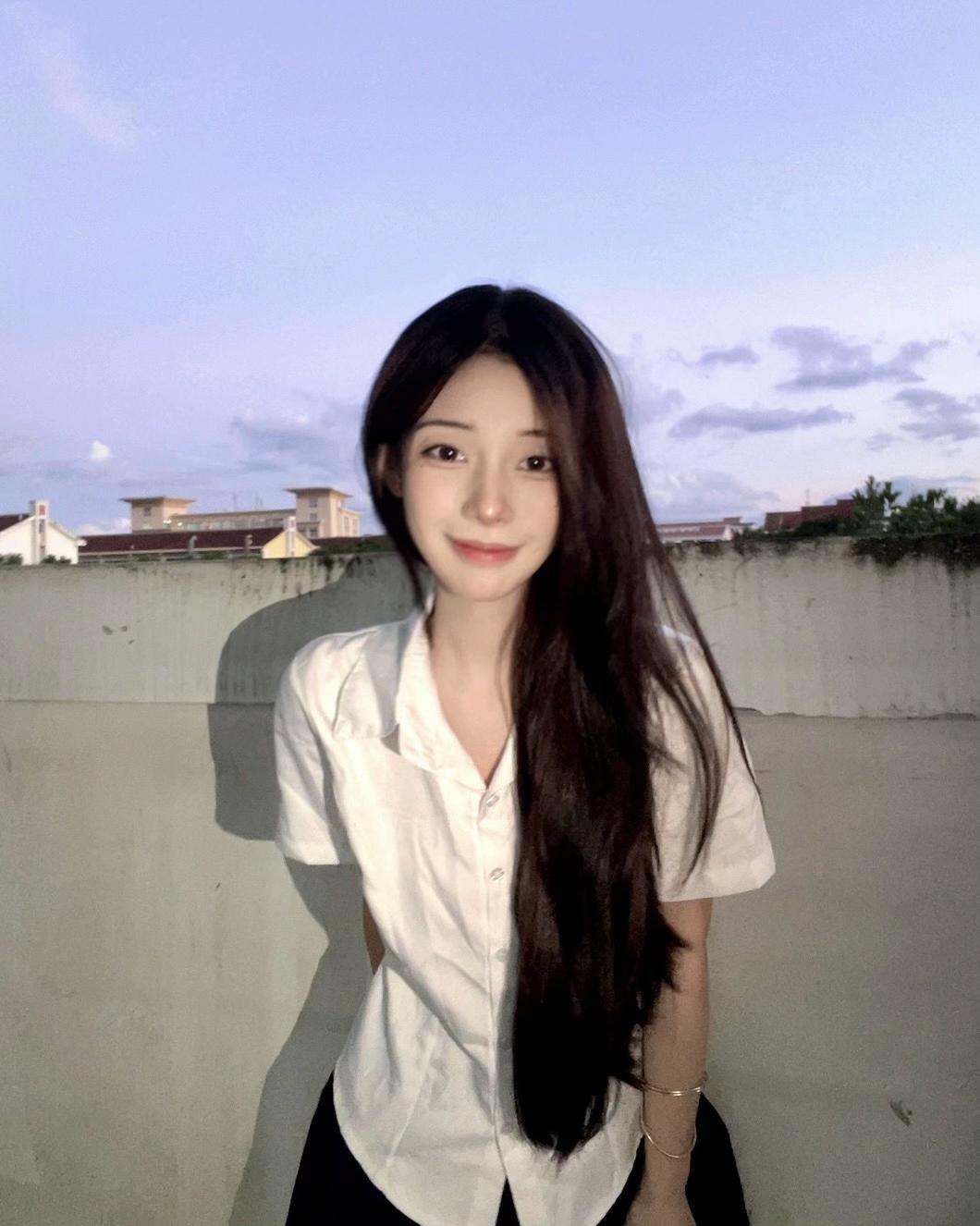 蠢货 温柔是我装的。