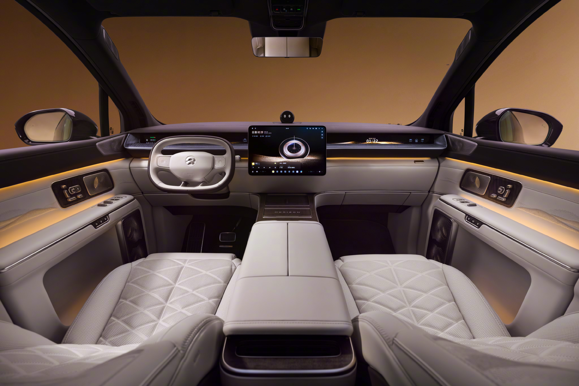 蔚来ES9中国元素中国车怎么能少得了中国元素。东方雅韵车身配色、中轴对称的座舱布