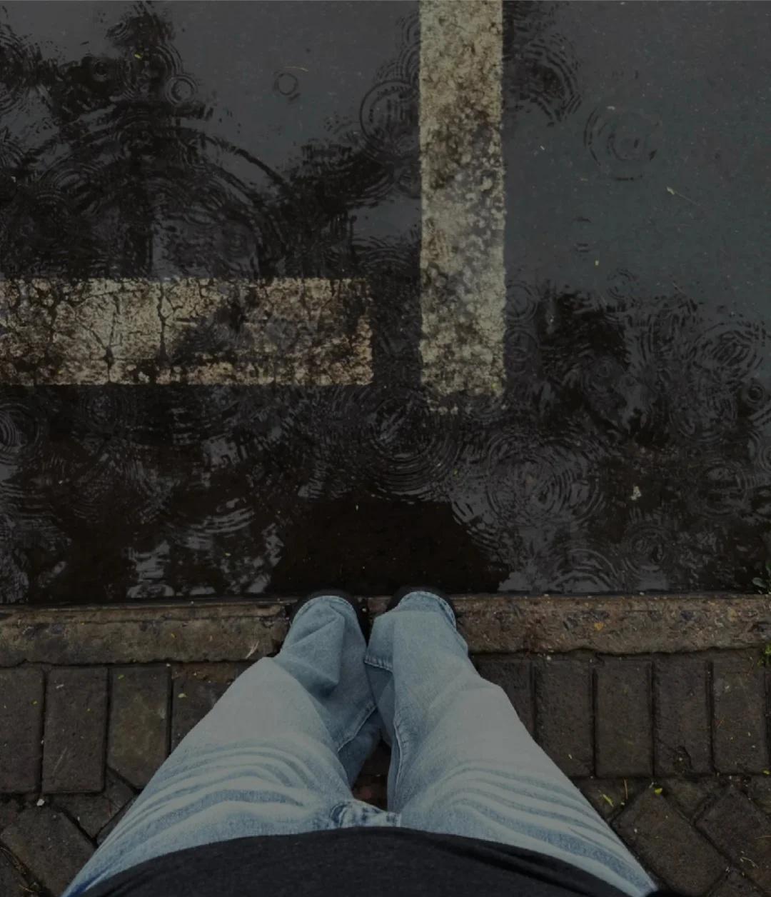 雨下个不停
雨下个不停