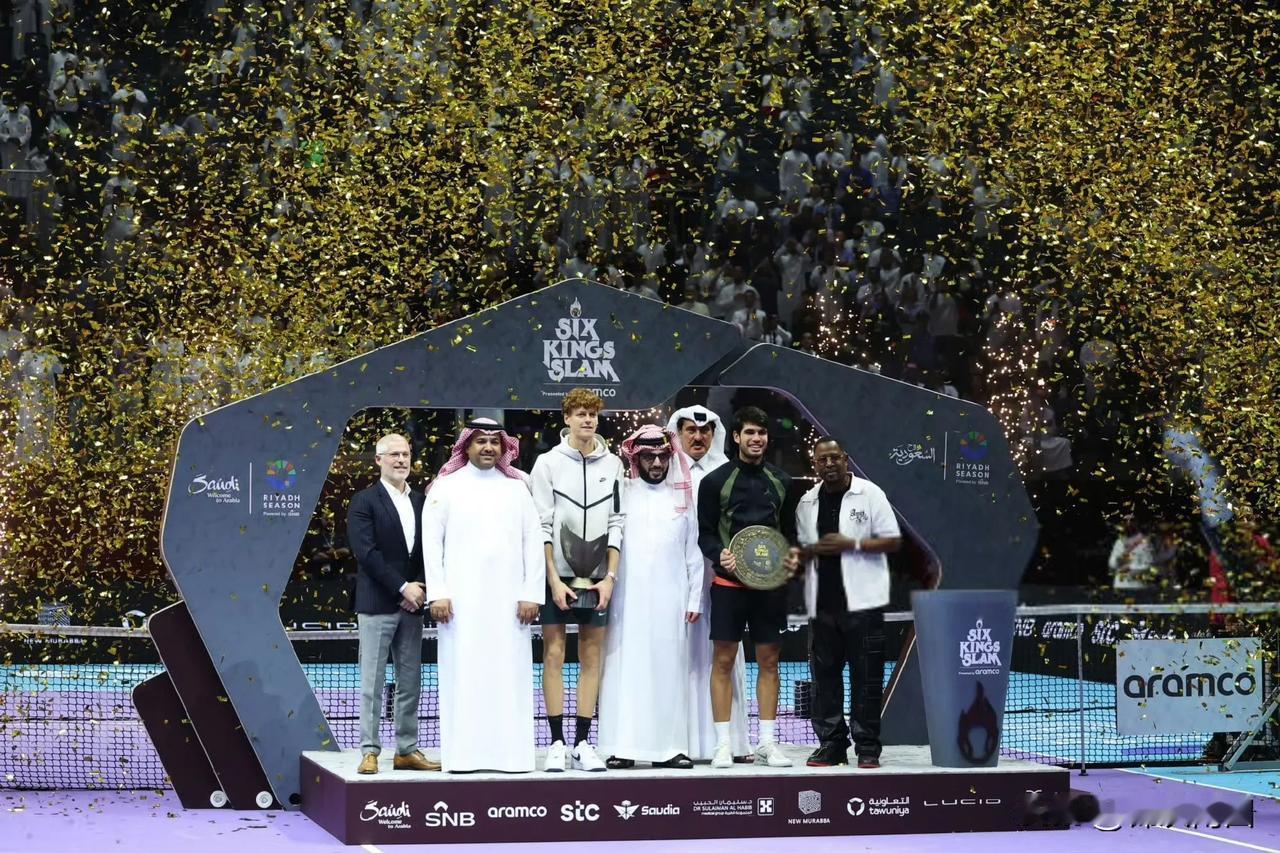 #利雅得六王赛# 辛纳和阿尔卡拉斯冠军之战，无论谁赢都不会让人意外，就是这么笃定