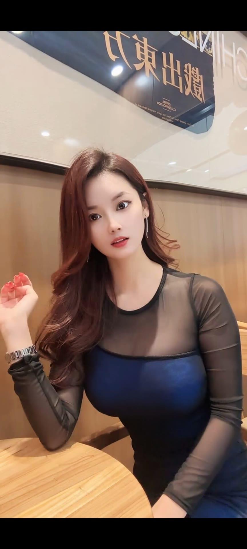 优雅气质，时尚穿搭，尽显女性魅力！