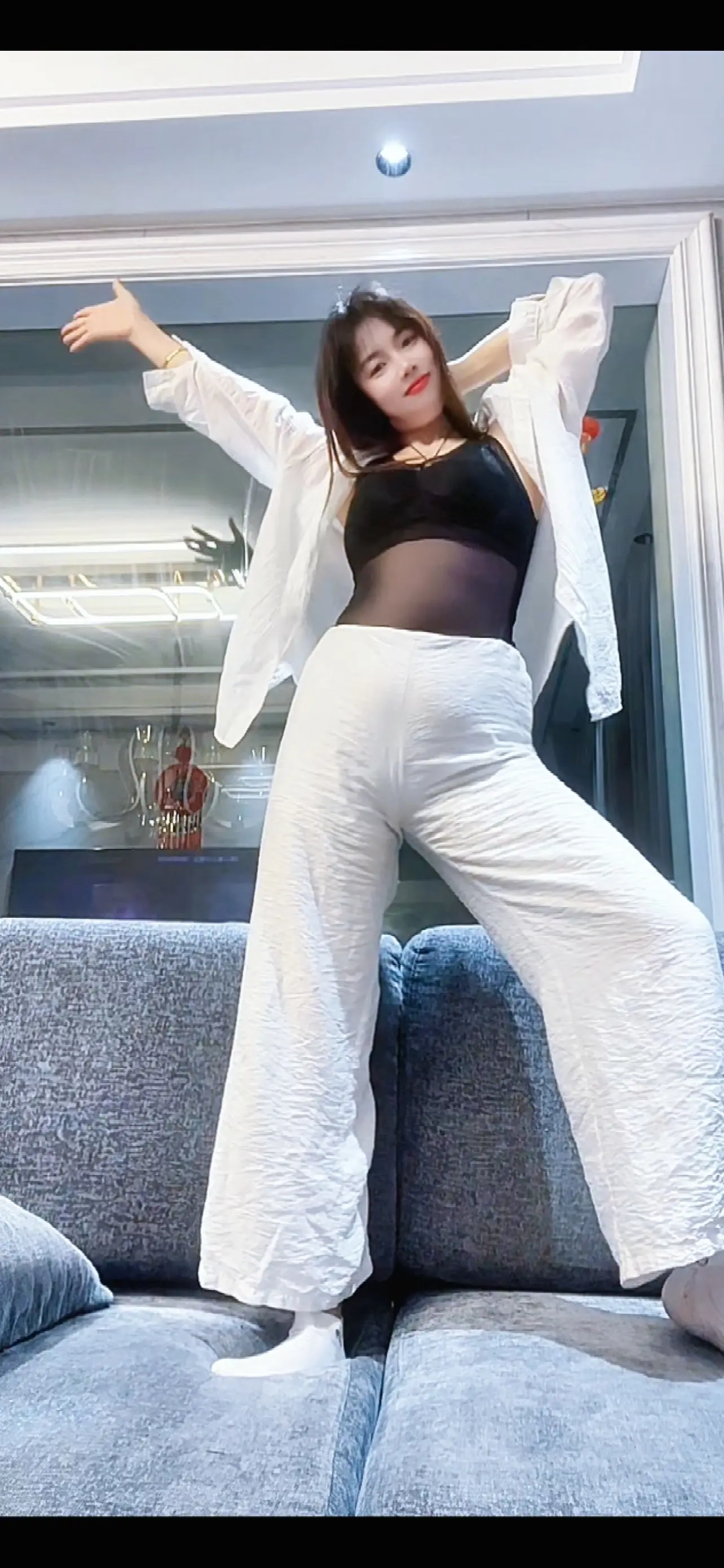 幸福不属于穷人，也不属于富人，属于有良心且懂得珍惜的人、当坚持失去了意...