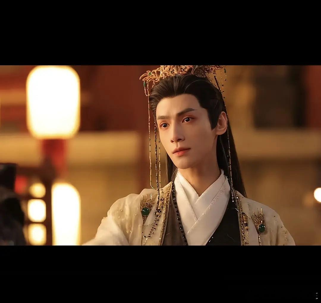 #罗云熙[超话]#水龙吟什么时候上线[色][色][色]想看唐俪辞～ ​​​