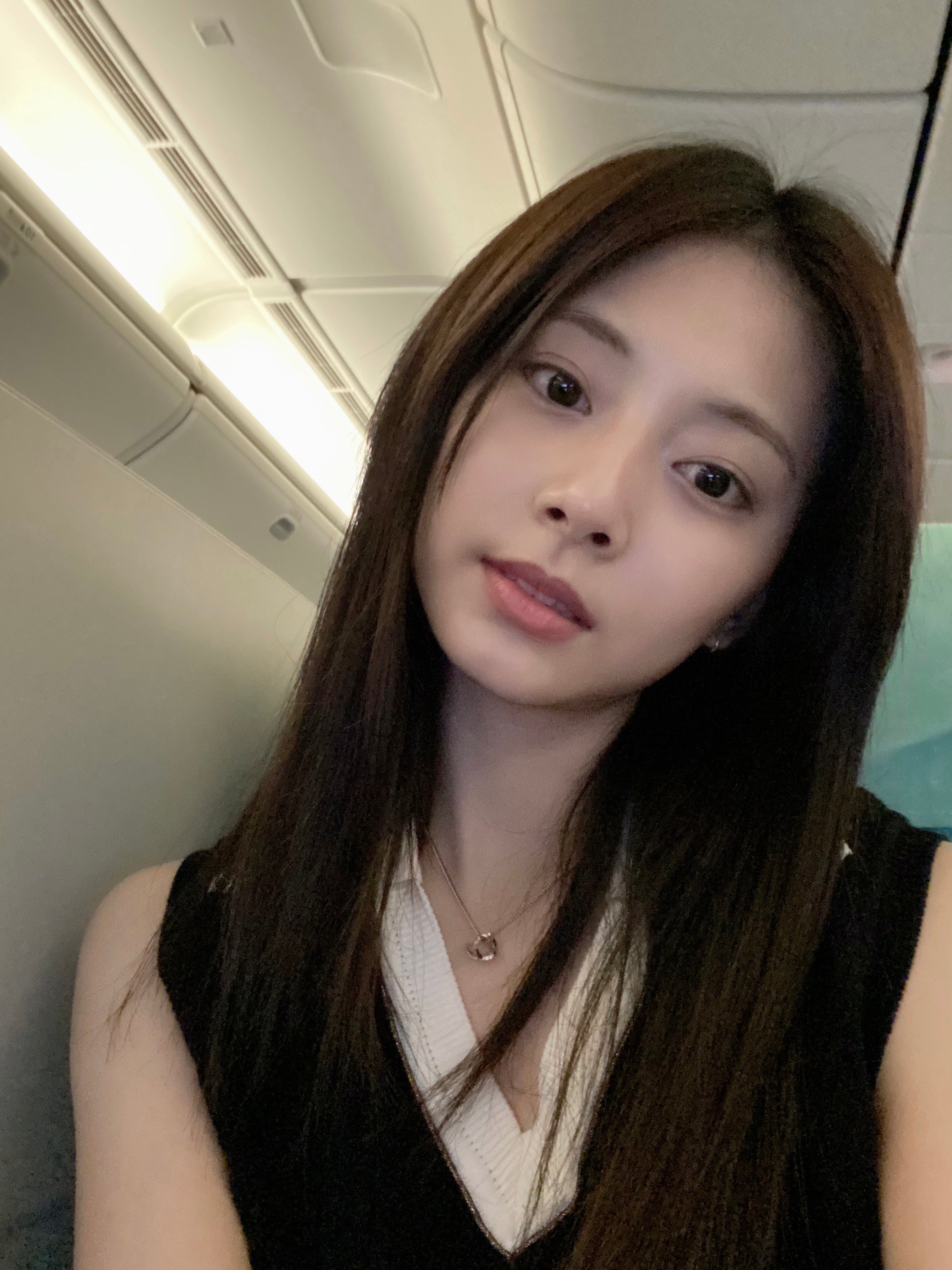 【1164号来信】无人在意的角落，我们小瑜的自拍偷偷换了个角度，从西偏北45°换