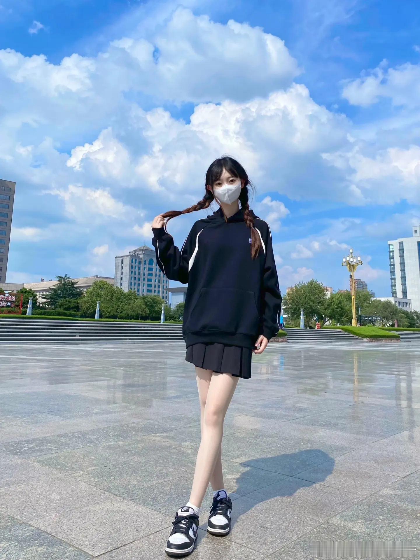 丝袜棉袜叠穿配板鞋～ ​​​
