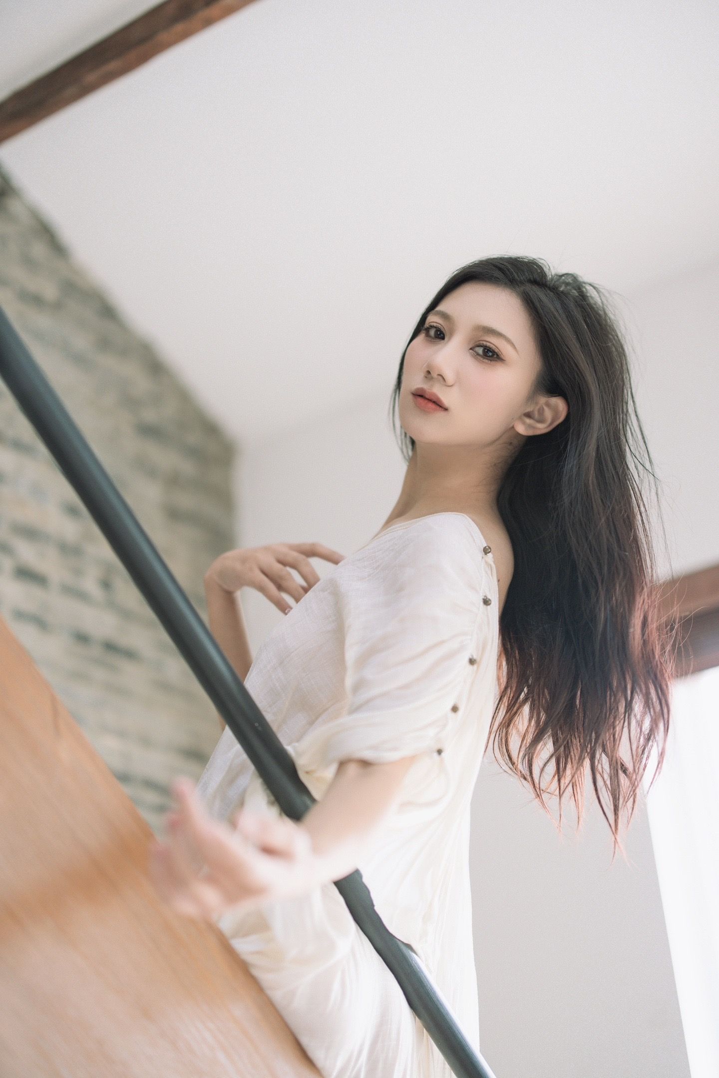小清晨岁月静好，文艺少女 ​​​