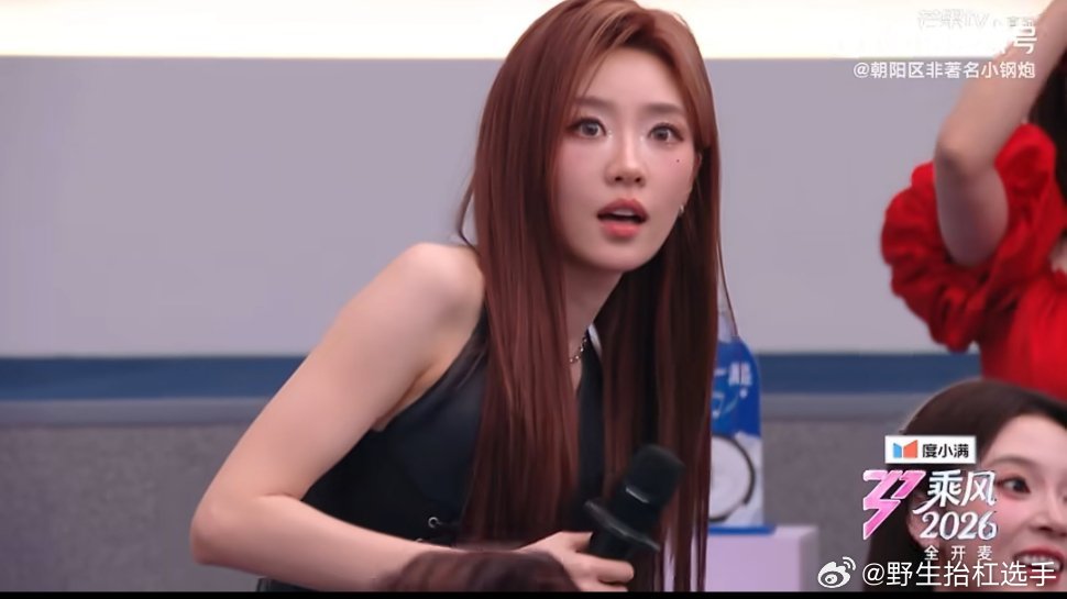 浪姐神仙打架这季浪姐真的神仙打架了，实时人气排行张月第一，曾沛慈第二，淡淡第三。