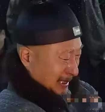 72岁陈佩斯，悲痛发文！8月11日中午，陈佩斯突然更新社交账号，悲痛的发文悼念一