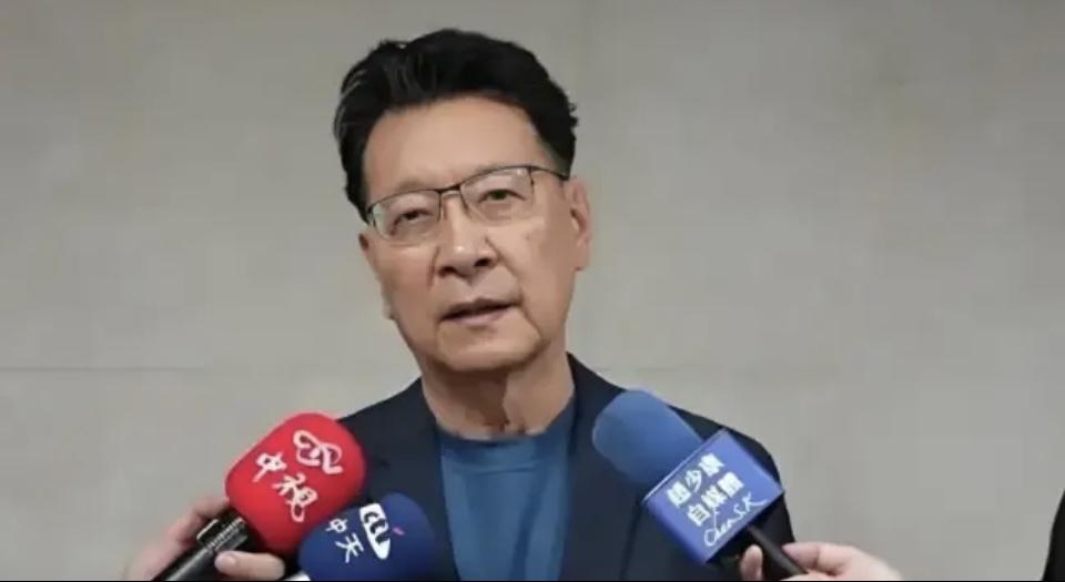 台积电被抢，赵少康却质问大陆？这账算反了吧！

美国都快把台湾芯片产业掏空了，赵