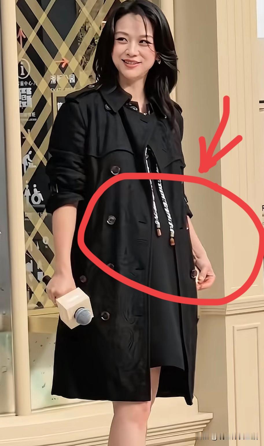 47岁汤唯再拼二胎？这一份底气来自她那稳固的跨国姻缘！

眼见为实，瞧这孕相十足