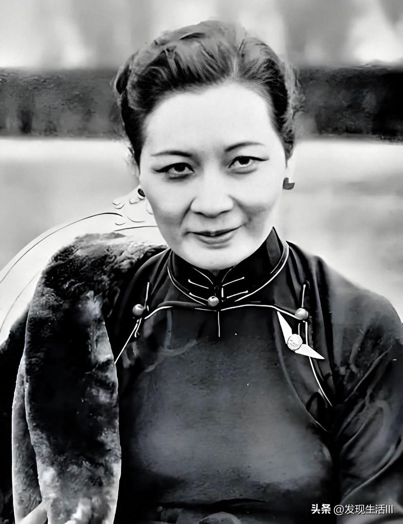 网上充满了美化宋美龄的帖子和文章，其实大家不知道的是：她曾经鼓动美国向中国大陆投