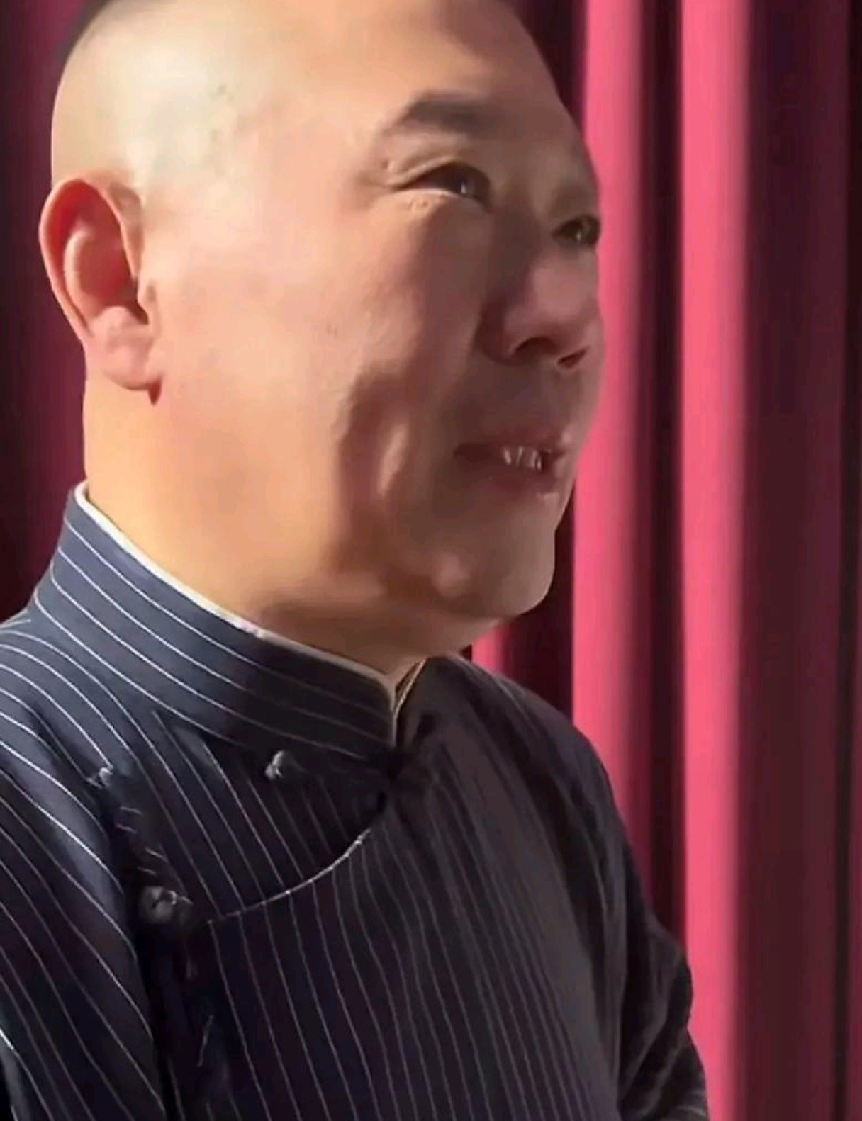 郭德纲这场争议风波。一晃两个多月。压根就没真正翻篇。当初很多人都以为。八月那场改
