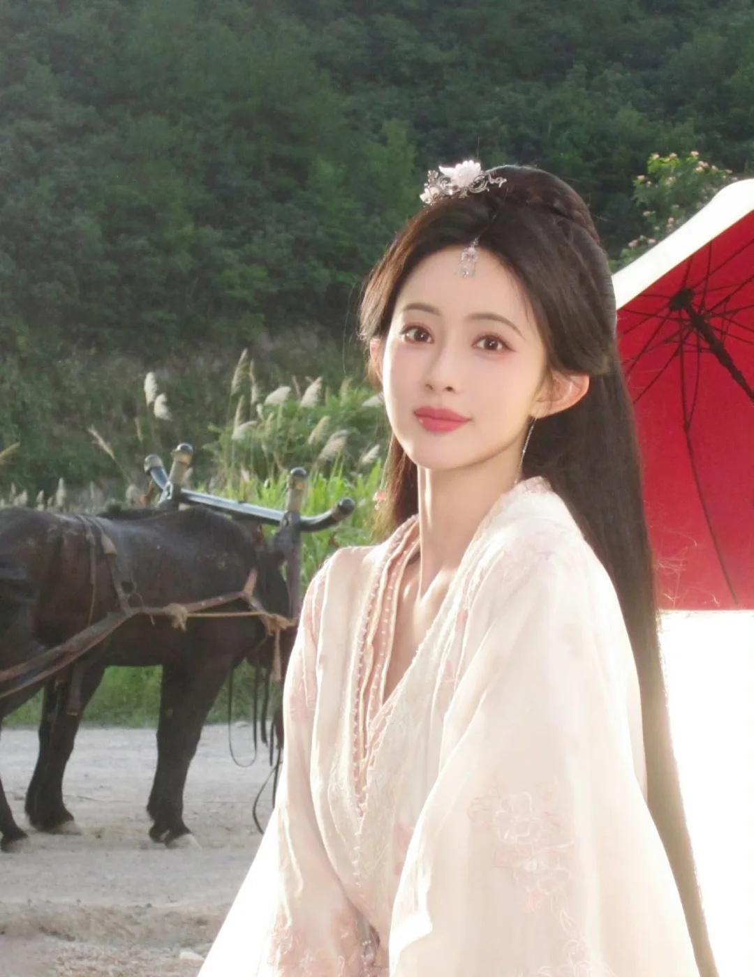 古装真的好适合她呀～孟子义🫧
神仙颜值  女明星  古风  清落美人兮  孟子