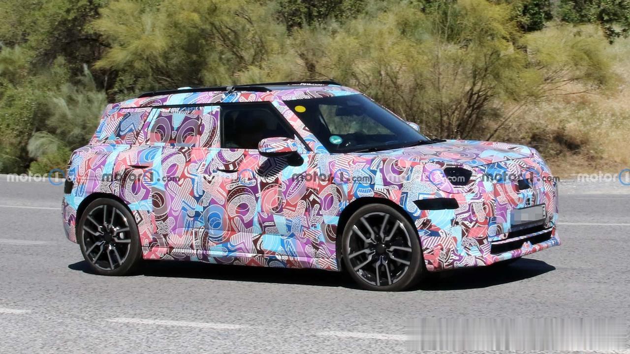 全新MINI Aceman谍照曝光，看起来十分可爱和紧凑，定位小型纯电SUV，对