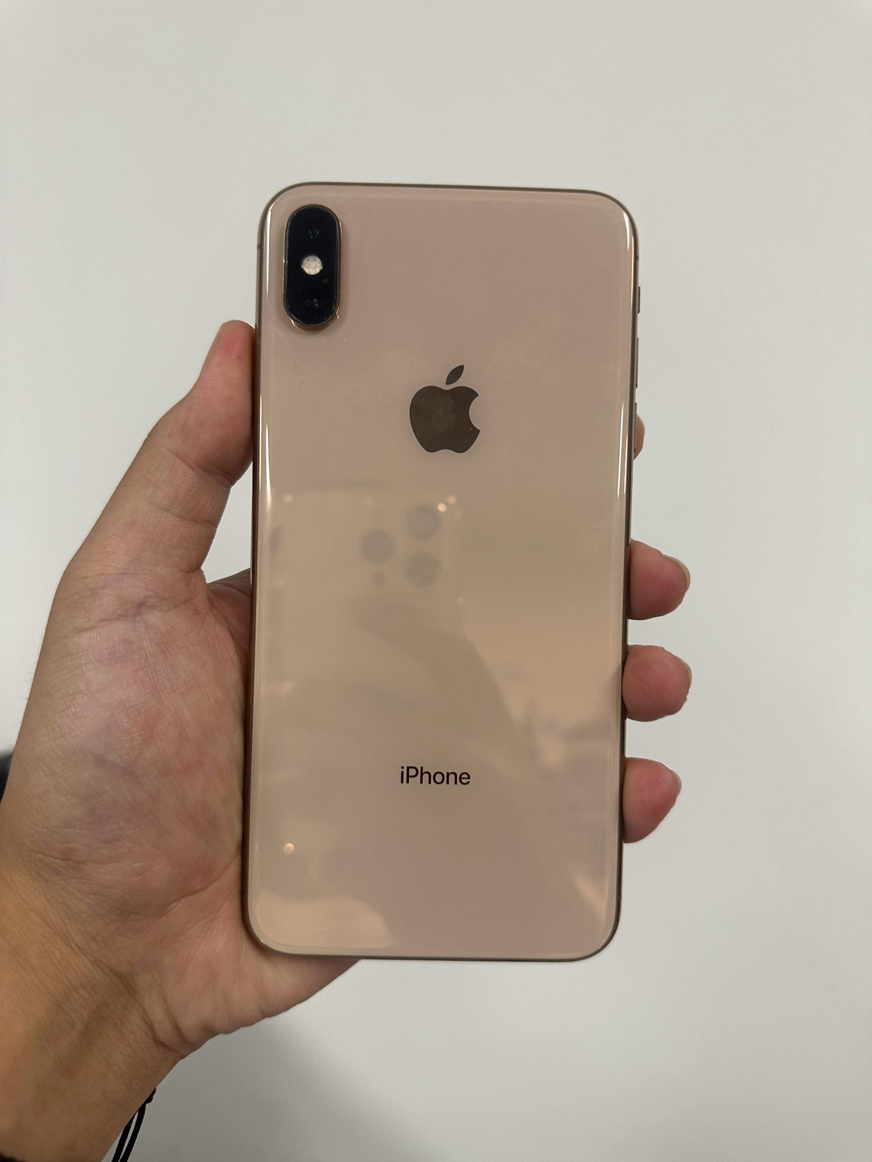 好大哥终于过来找我换手机了[允悲]19年来实体店买的全新国行Xs Max 256