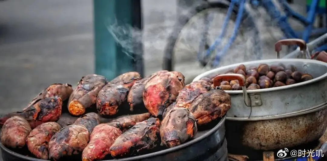 为什么医院门口总有烤红薯摊没人规定医院门口必须有一个烤红薯摊，但几乎每个医院都有