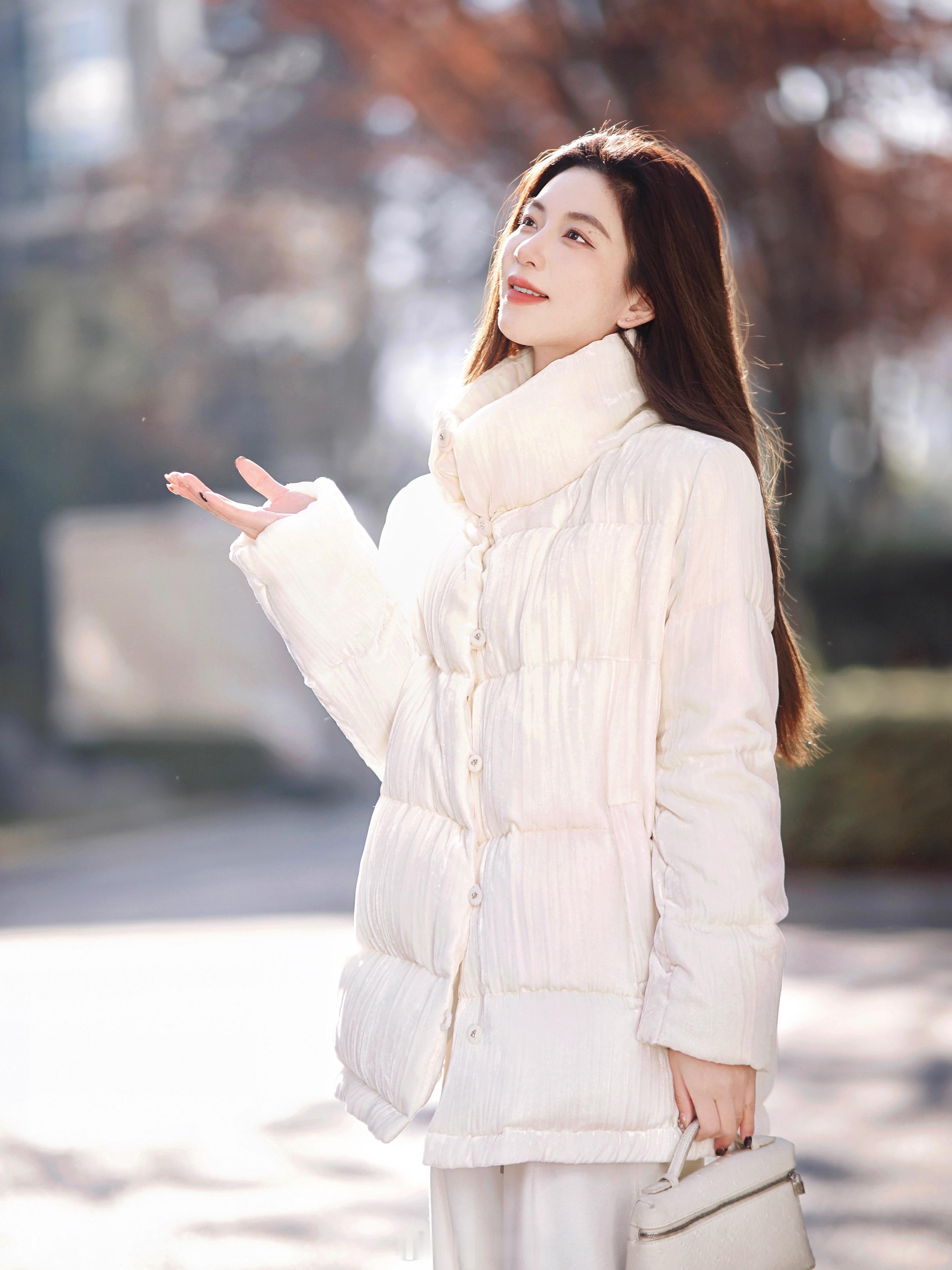 你怎么知道今晚要开《奶酪真丝鹅绒服》？不是什么大事 只不过是100真丝+新国标9