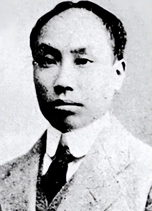 陈独秀的墓为什么在特殊时期没有受到冲击？这其中有几个重要原因。

陈独秀去世的时