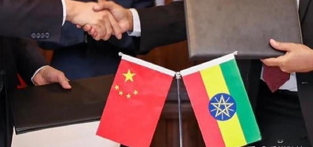 离中国基地不远，埃塞俄比亚又打起来了，中国这次的投资不能再吃亏！
据法新社9月2