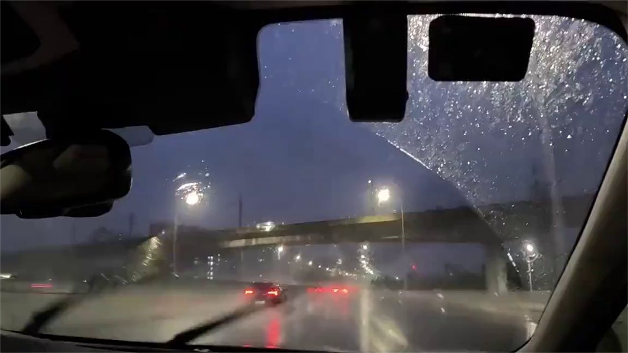 【沉浸式】这是我买斯巴鲁傲虎的原因之一！雨夜高速，全时四驱给
