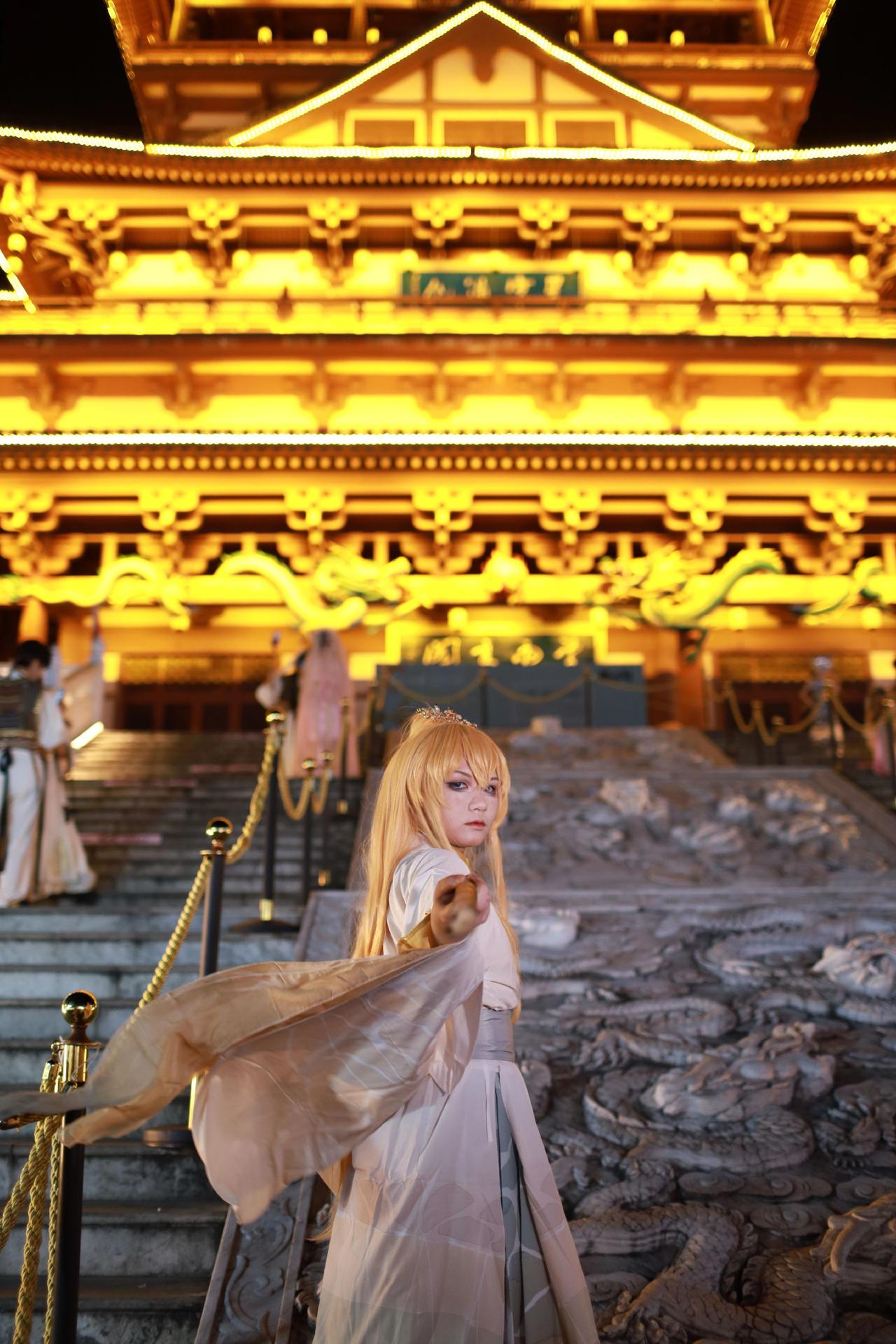 龙城阁随手拍几张仙侠 古风cos穿搭灵感 云间不见岳cos 逍遥散人cos