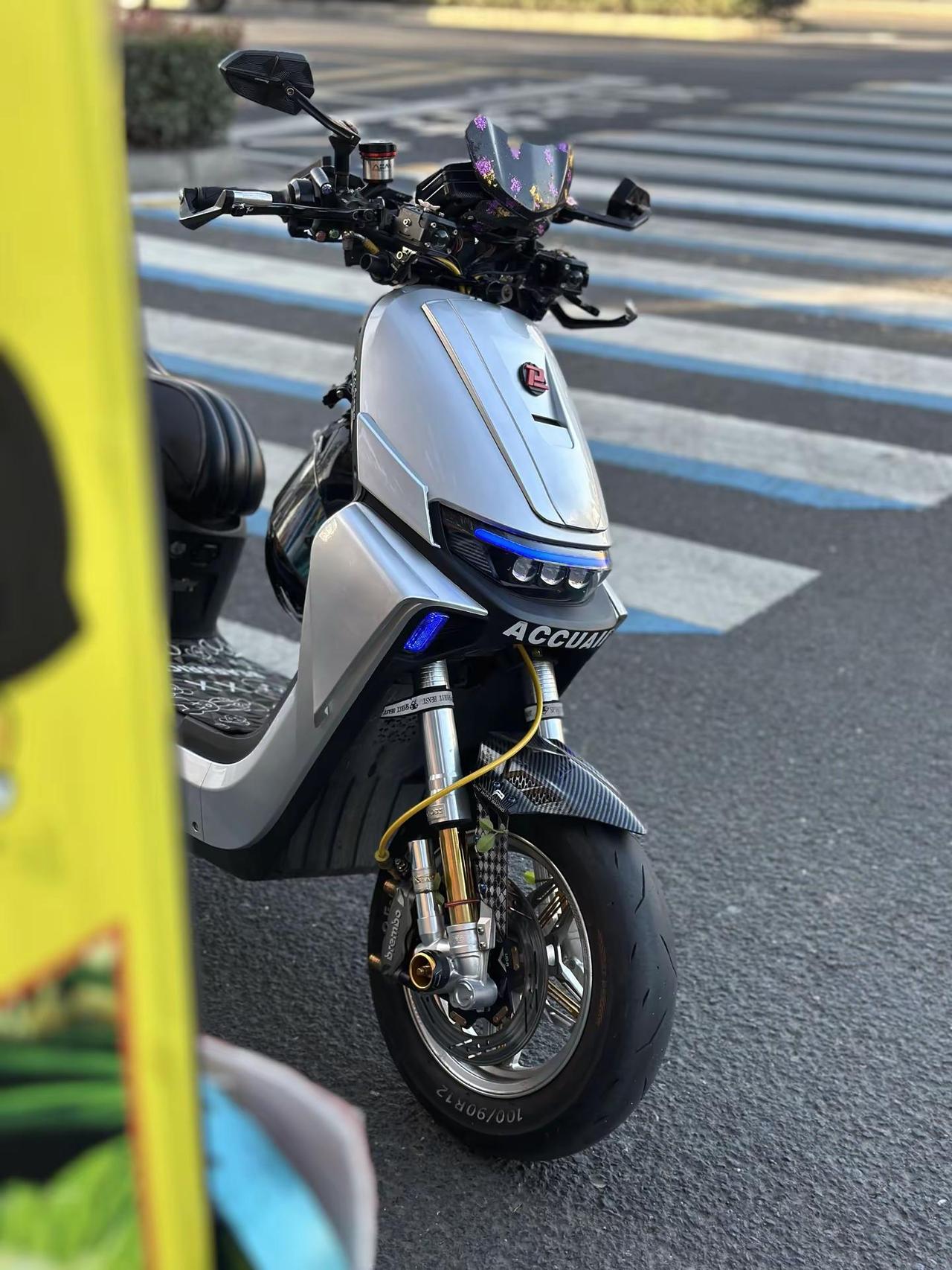 现在知道宽体壳选谁吗？十六哥的宽体 九号m95c 十六哥好帅