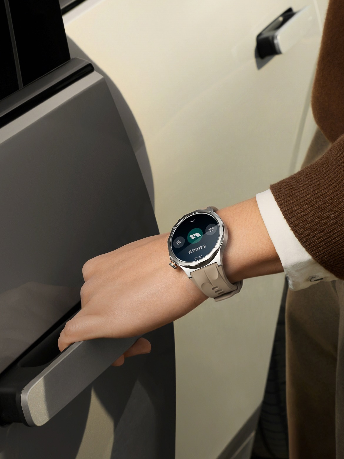 我的独家冠名赞助商理想商城又给大商单了，第三代理想汽车和OPPO合作的智能手表价