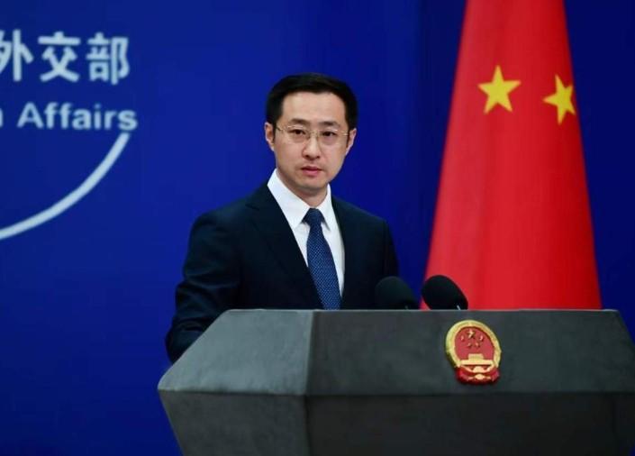 自卫队军官持刀闯中国大使馆，日方还想洗白？中方不答应

25日，我国外交部就日媒