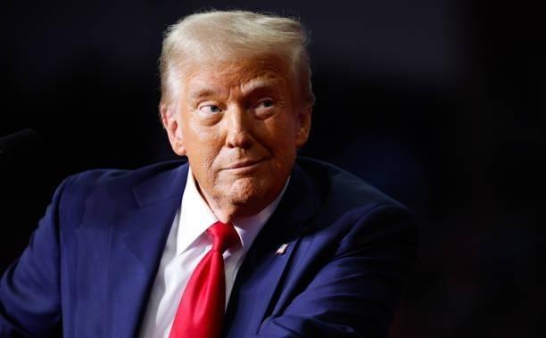 无论是收复台湾，还是收拾日本，美国大概都不会管，目前的情况就是这样。不是因为台湾