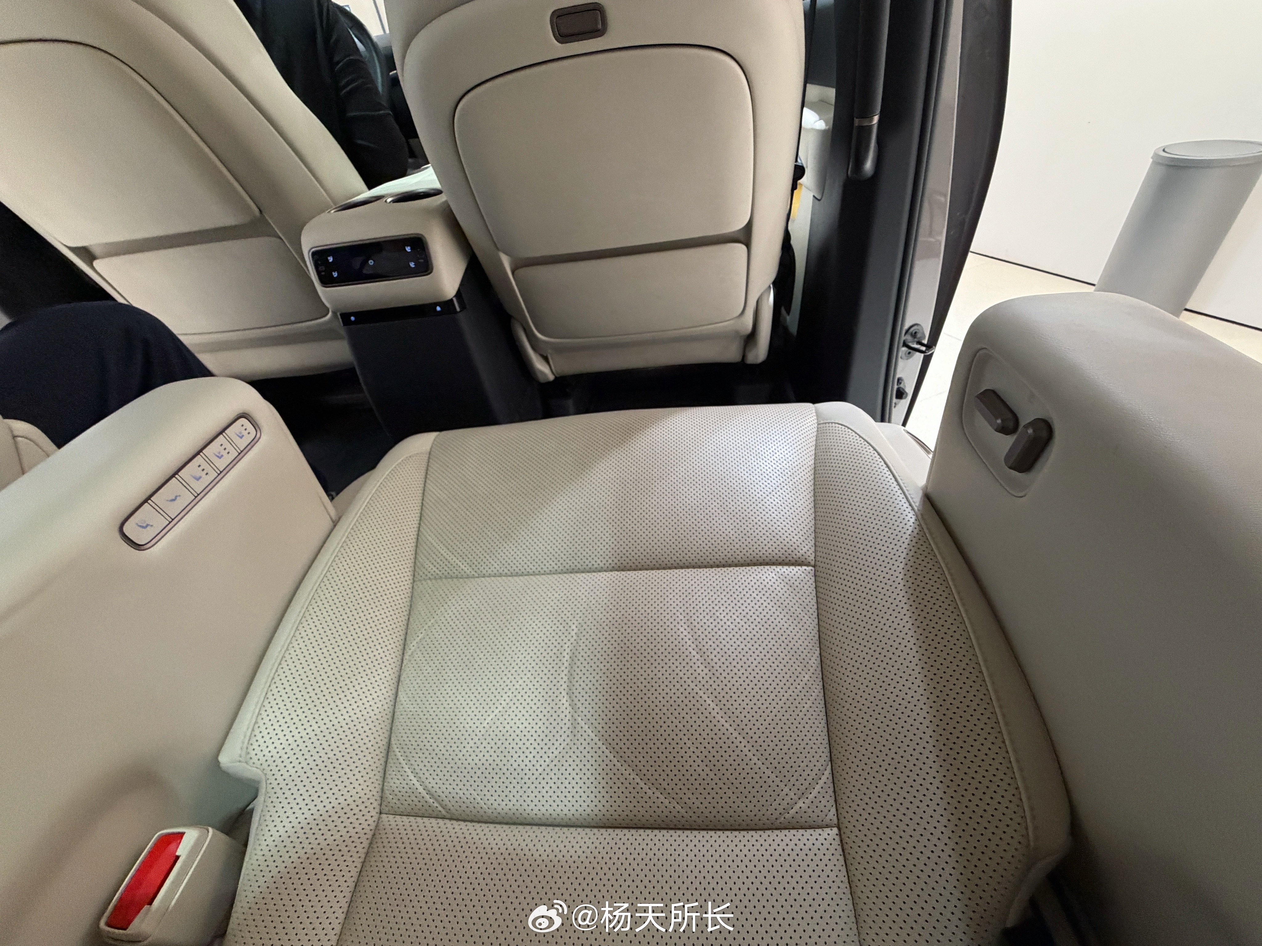 这么对比来看，MEGA 是个好老师呀图 2468 是 MEGA图 1357 猜猜