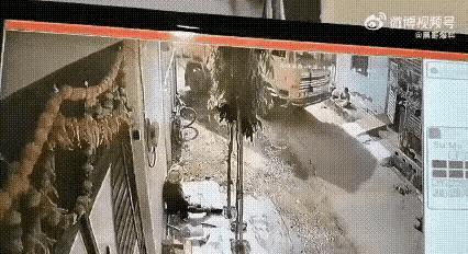 晒个太阳还晒没了？？