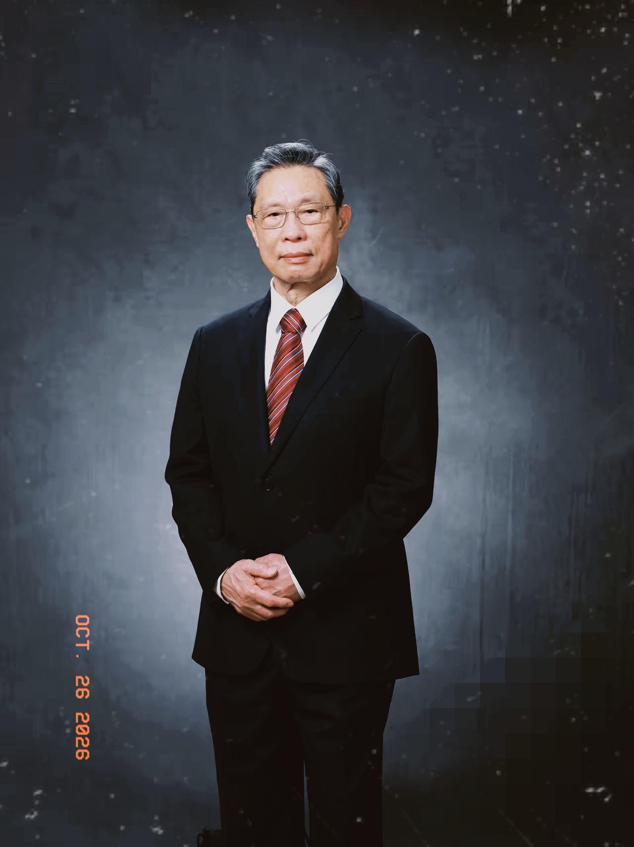 90岁钟南山院士的养生提醒，别再以为每天走够步数就万事大吉！

单纯走路只能练心