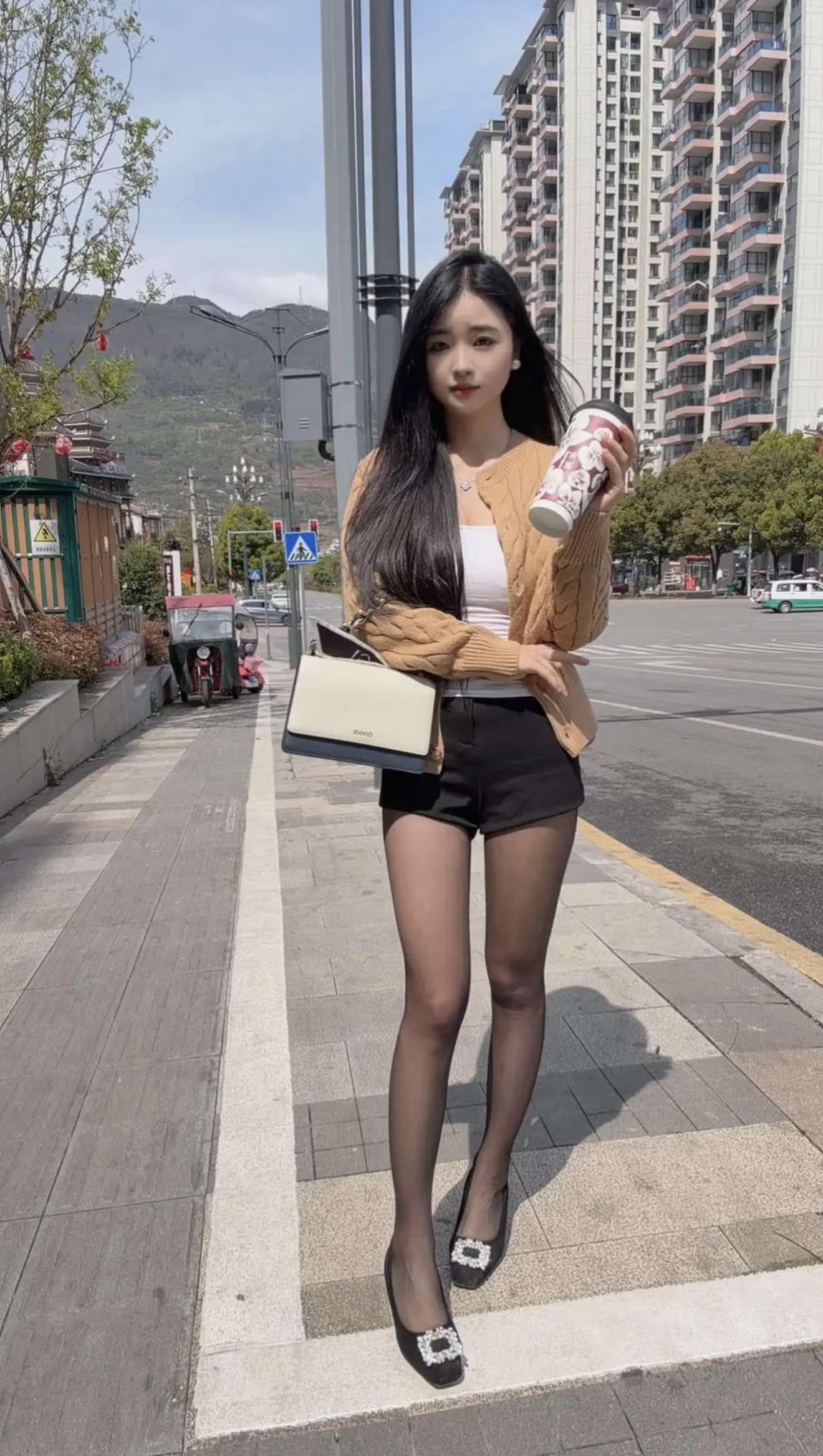 奶茶一杯快乐加倍