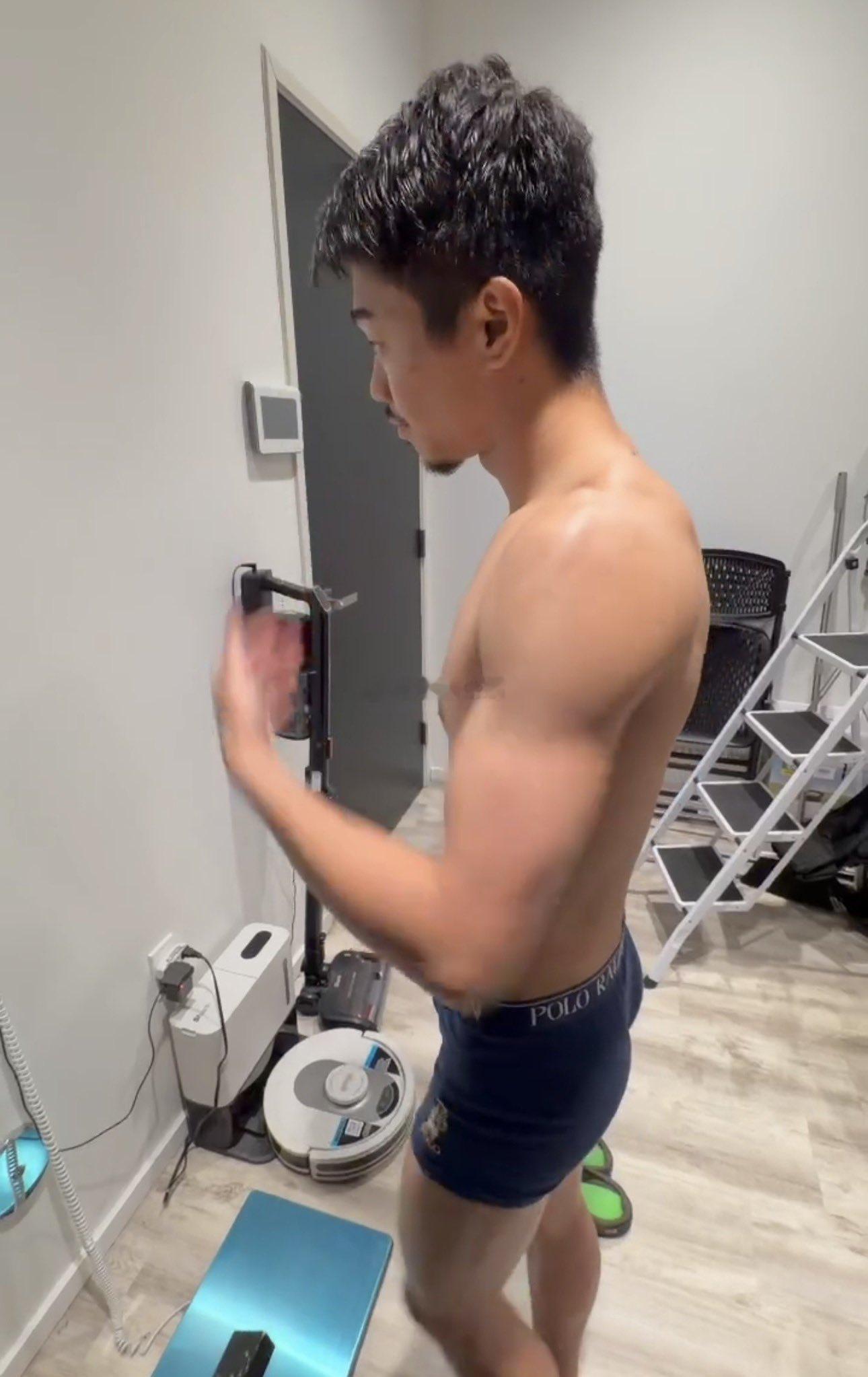 拳坛速递 距离比赛还有两周的时间，看一下目前的体重状态：井上尚弥（Naoya I