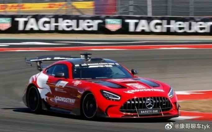 这狠AMG哇AMG GT BS太帅了上一次坐还是在英国大v聊车