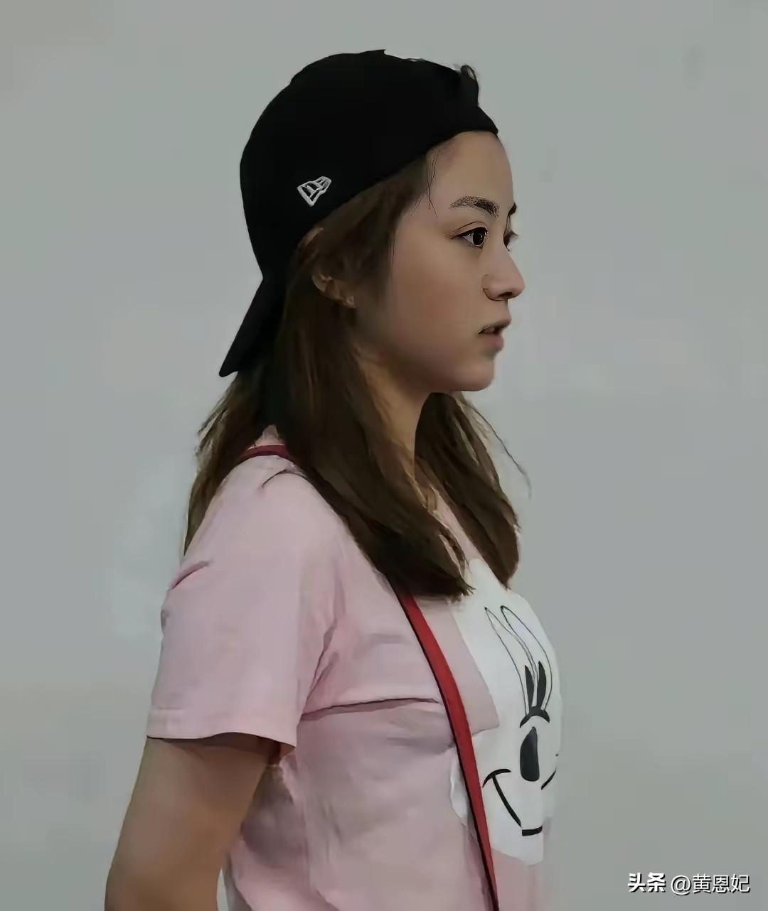 年轻时的田曦薇怎么就没人追呢？她那时的男性朋友估计都后悔莫及了吧！