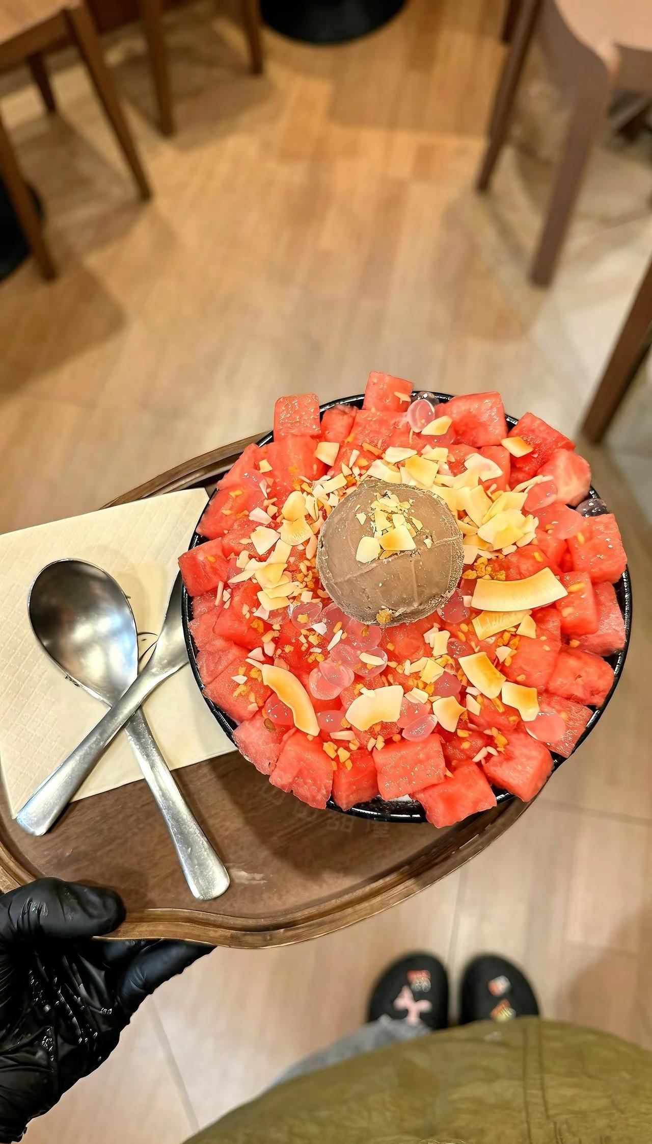 绵绵冰那么凉 哪来的热量！｡՞-ᴗ-՞｡ 🍧 夏天从吃冰开始 广州探店 绵绵冰