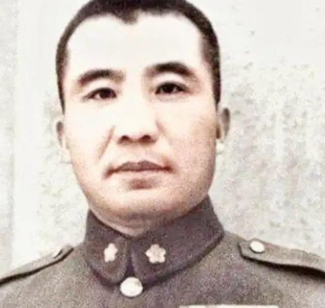 1948年，王耀武被俘后，解放军把他带到了陈毅面前。陈毅在见到他后，问了一个问题